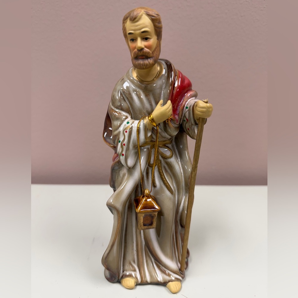 Kirklands Potters Garden II Nativity JOSEPH w/ Hanging Lantern 7.5” Replacement